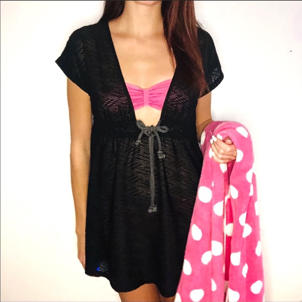 J. VALDI Black Sheer Beach/Pool Cover up